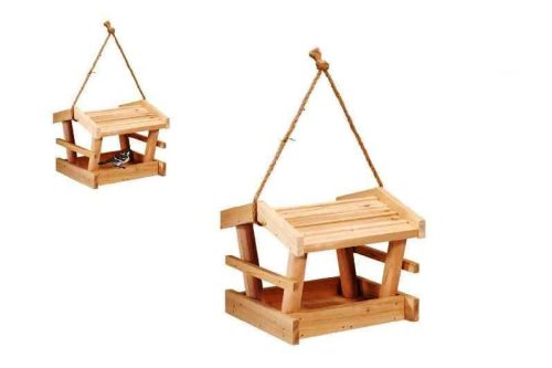 Madáretető 2, fa, 19 x 19 x 16 cm